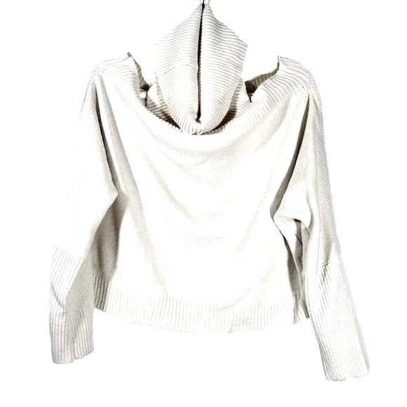 Slouchy Turtleneck Cold Shoulder Transcends Back- Ribbed Trim Cuffs Rare Sweater - Picture 11 of 11